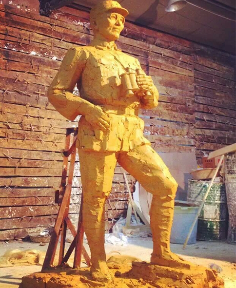 哈尔滨人物泥塑雕塑